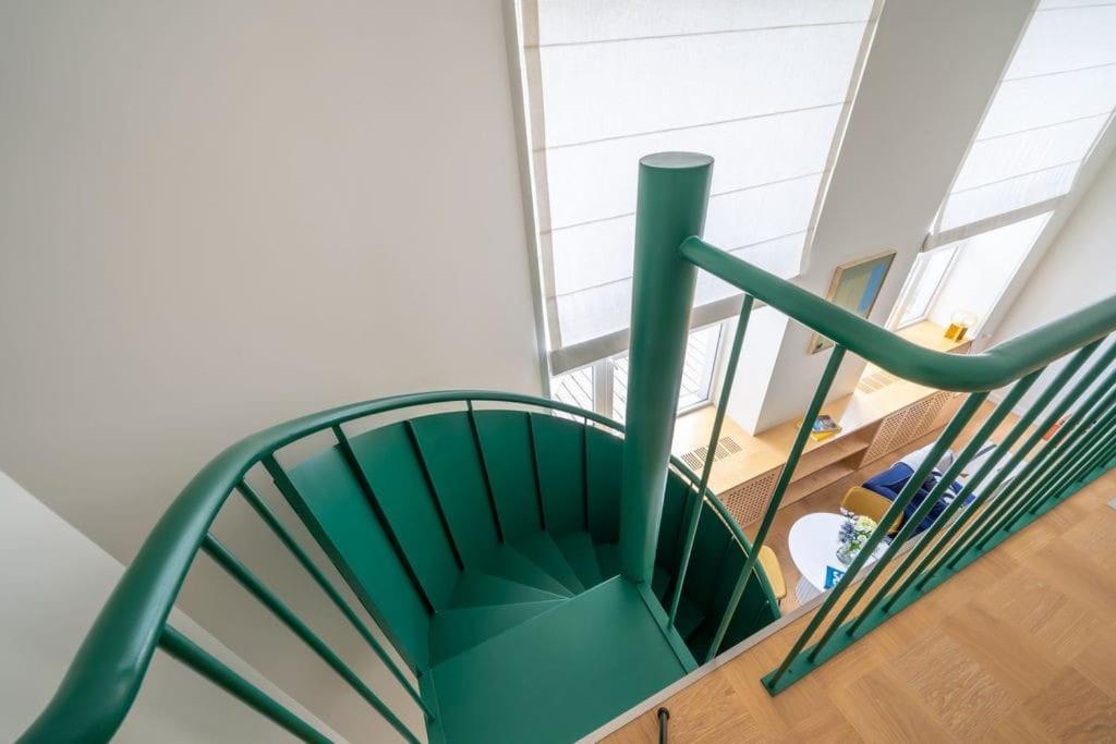شقة Designer Loft In The City Center ريغا المظهر الخارجي الصورة