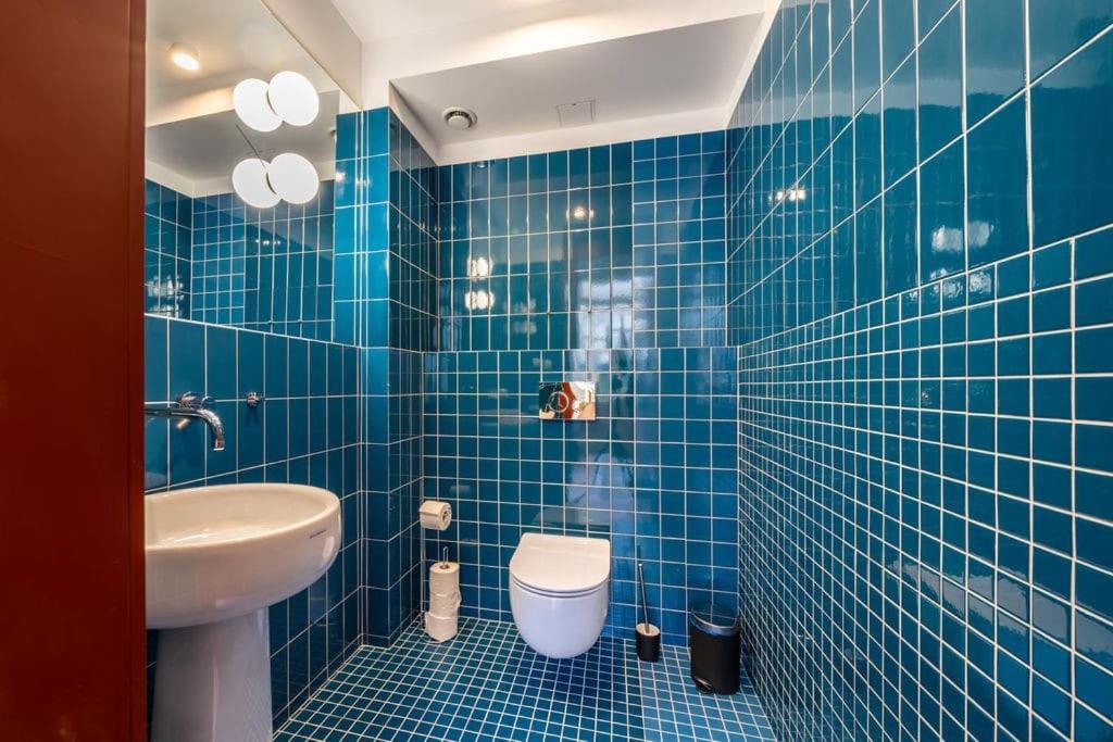 شقة Designer Loft In The City Center ريغا المظهر الخارجي الصورة