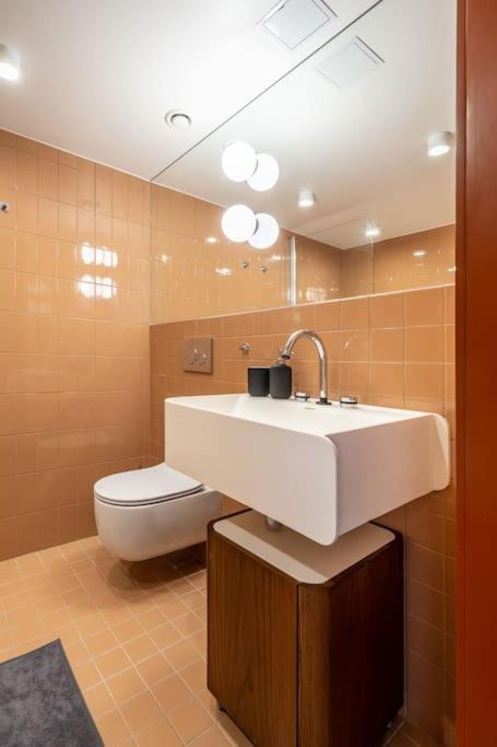 شقة Designer Loft In The City Center ريغا المظهر الخارجي الصورة
